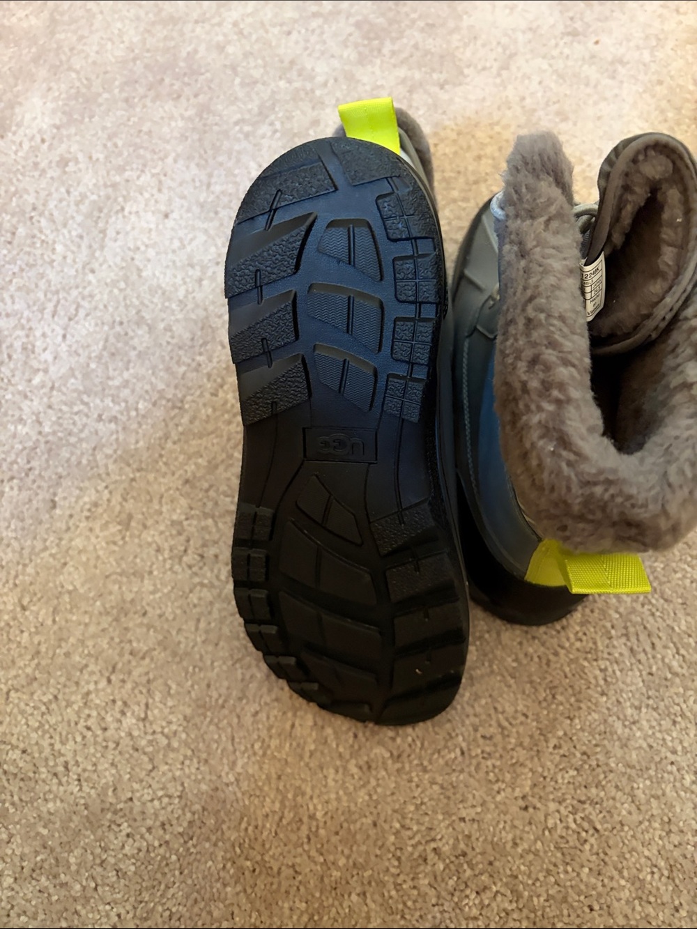 Ugg Women’s Gray Winter Faux-Fur Lined Snow Boots NEW size 6 - Picture 6 of 7